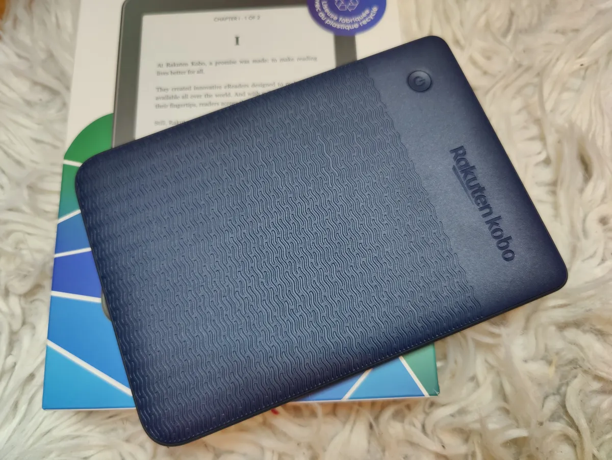 Recensione Recensione Kobo Clara 2E: eReader Ecologico e Impermeabile