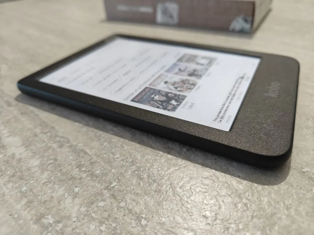 Recensione Recensione Kobo Clara Colour: la rivoluzione del colore su E Ink