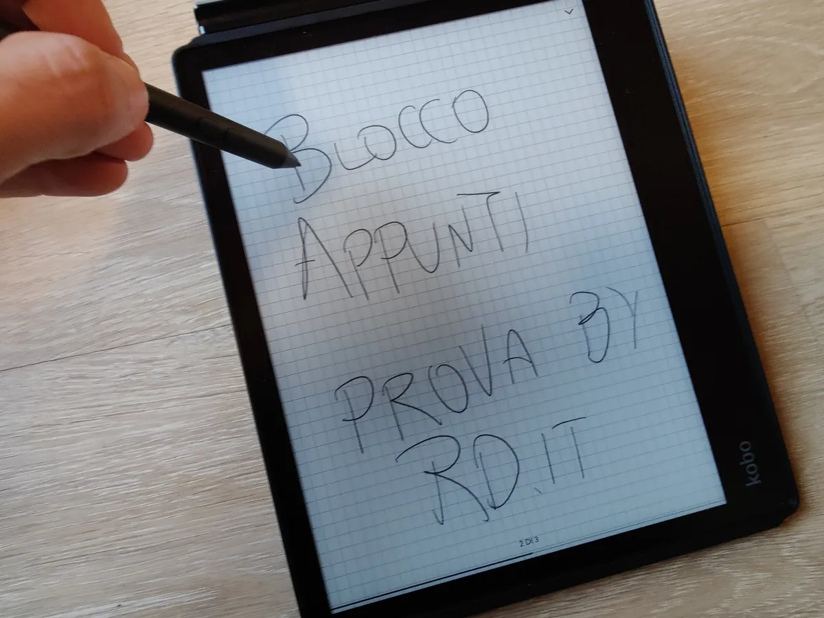 Recensione Recensione Kobo Elipsa: eReader da 10,3 con Kobo Stylus
