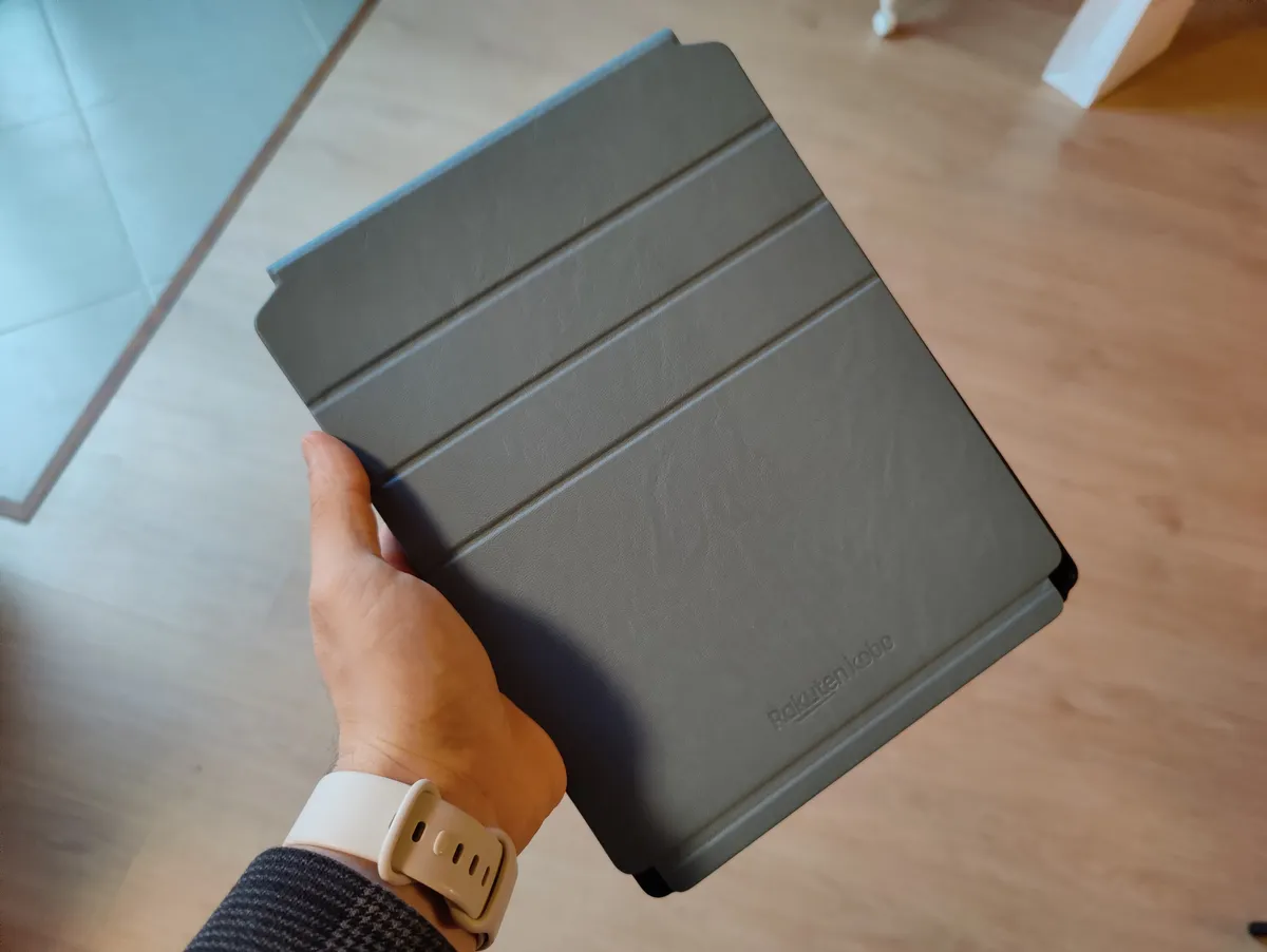 Recensione Recensione Kobo Elipsa: eReader da 10,3 con Kobo Stylus