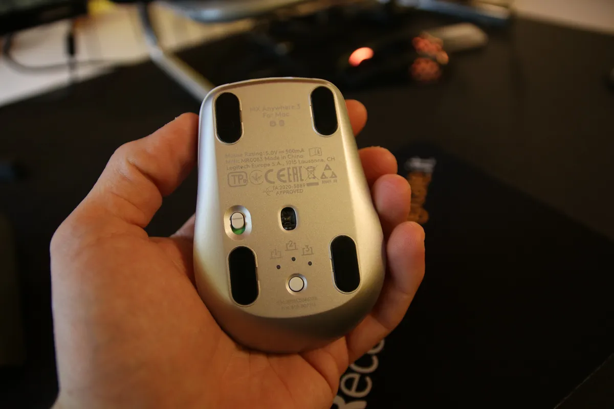 Recensione Recensione Logitech MX Anywhere 3 per Mac: Mouse Portatile al Top