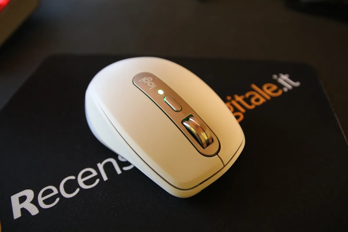 Recensione Recensione Logitech MX Anywhere 3 per Mac: Mouse Portatile al Top