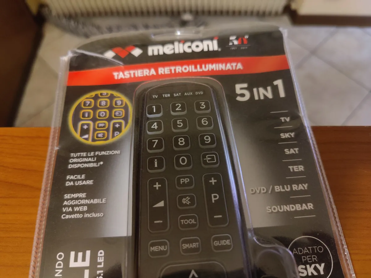 Meliconi Gumbody Facile 5.1 LED: un telecomando universale pratico e luminoso