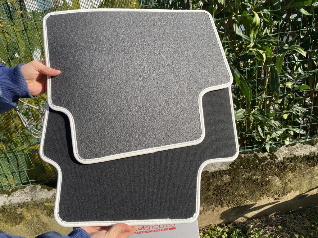 Recensione Recensione Tappetini Auto MTM Shop: Eleganza e Su Misura