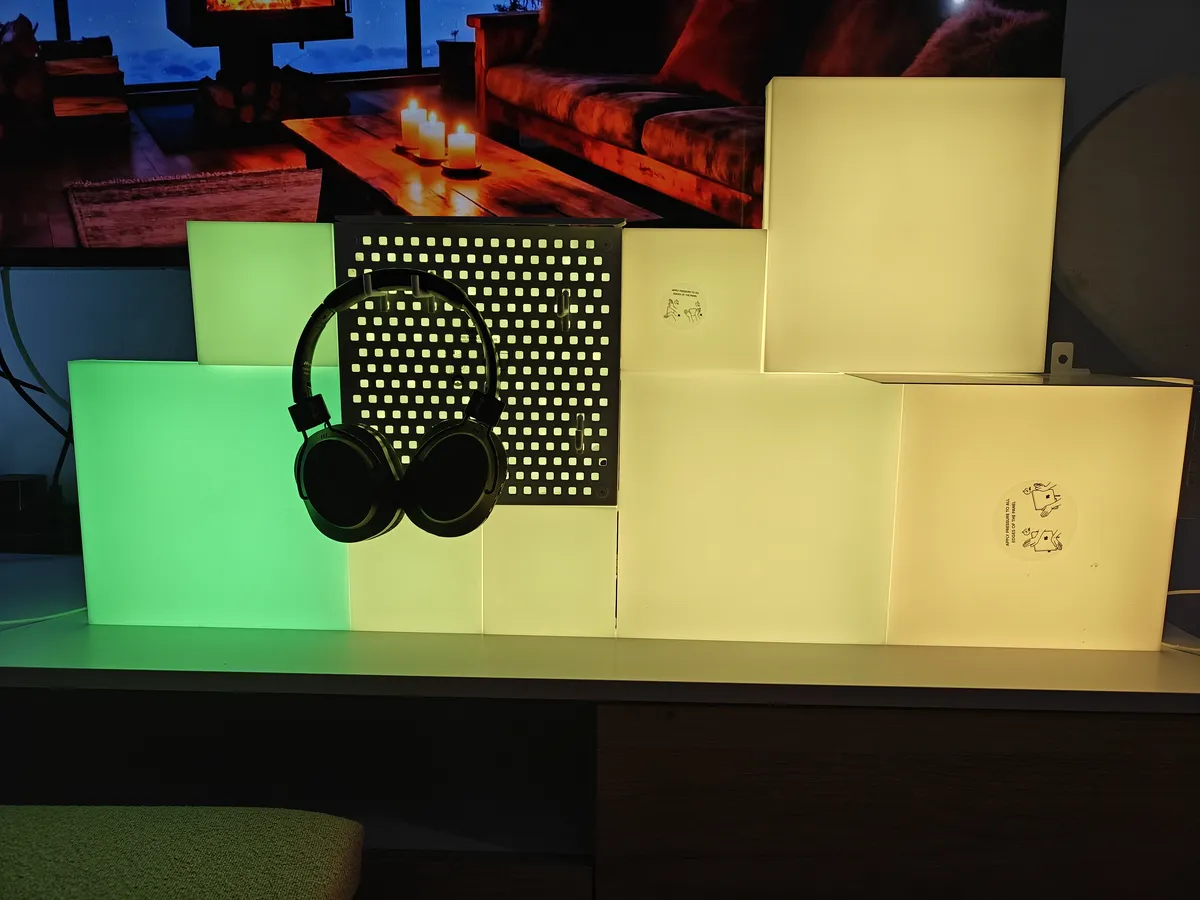 Recensione Nanoleaf Blocks recensione: luci modulari che diventano mensole