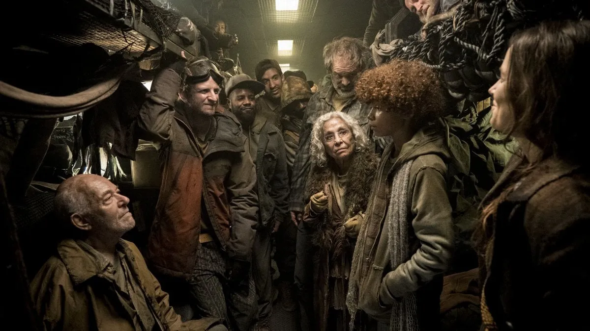 Recensione Snowpiercer: il treno della perplessità tra classi e gladiatori