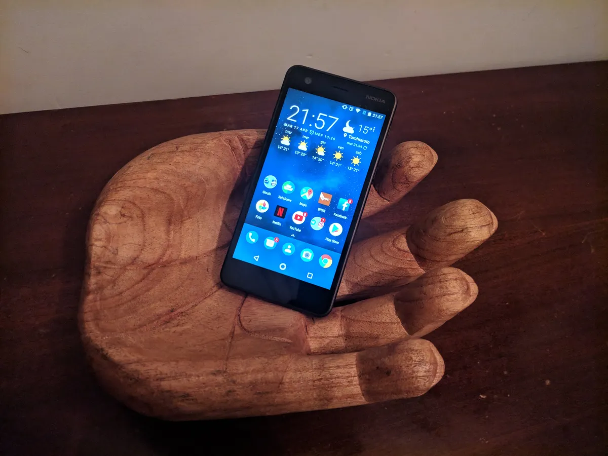 Recensione Nokia 2: Il Piccolo della Famiglia Nokia