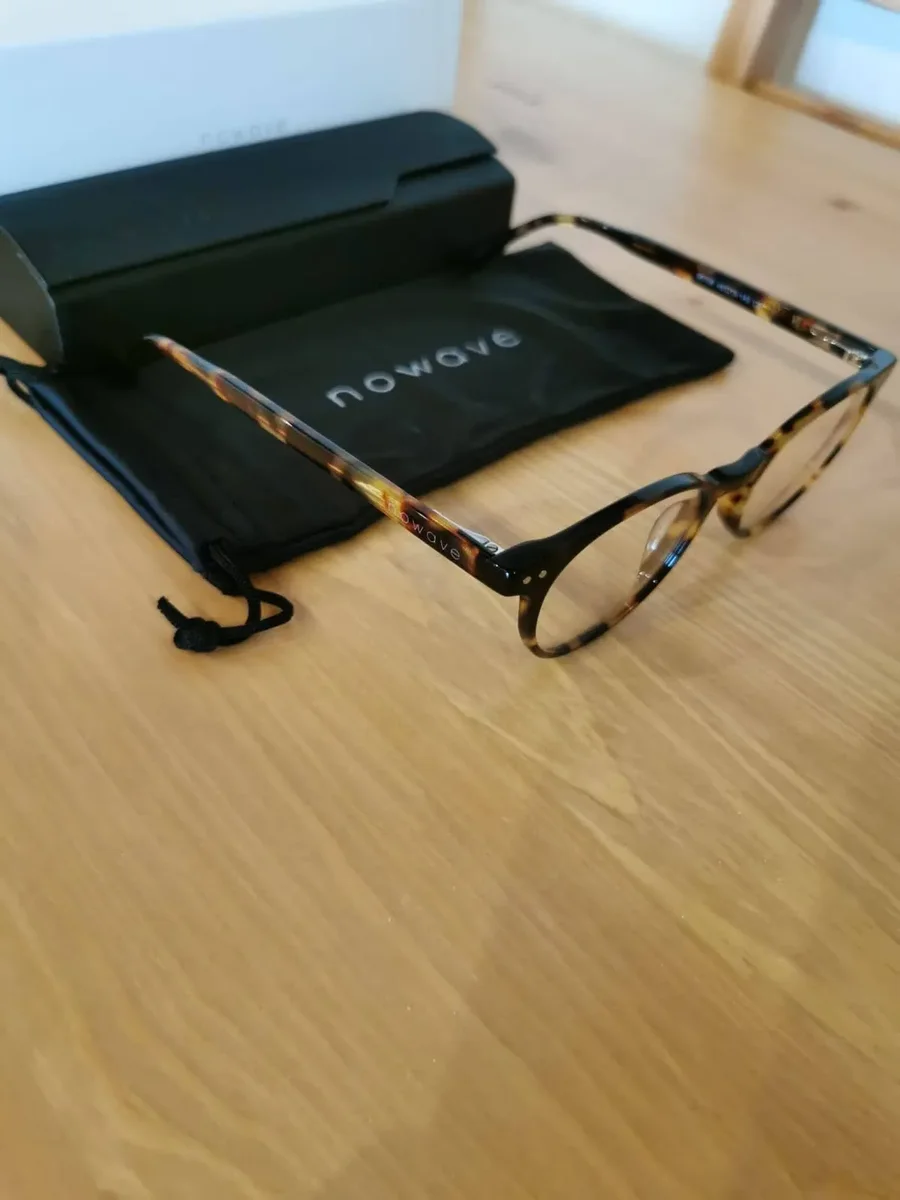 Recensione Recensione Nowave Porto: occhiali anti luce blu per il benessere