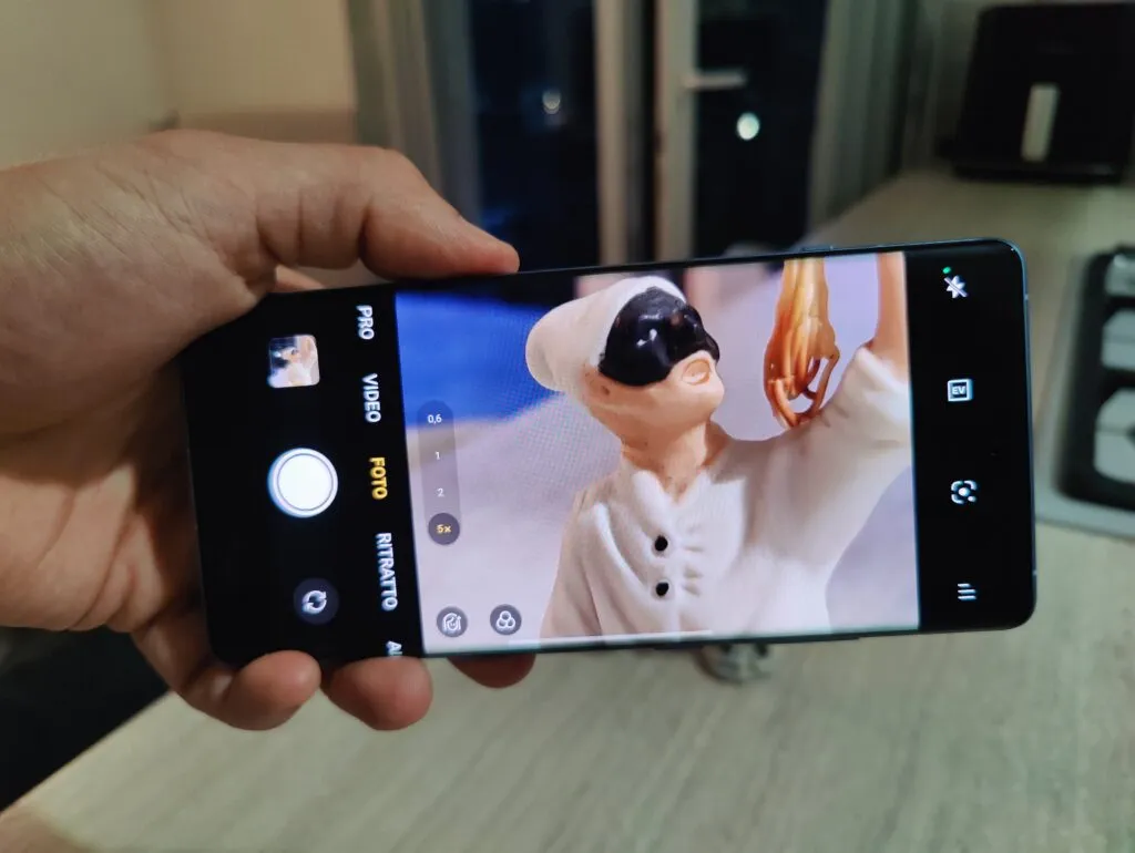 Recensione Recensione OnePlus 12R: il flagship killer con display da 4500 nit
