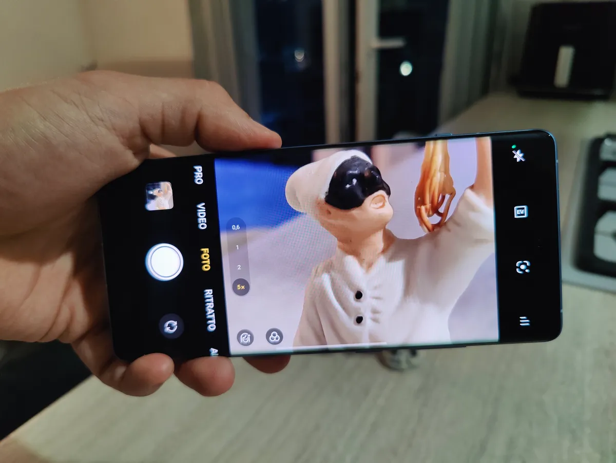Recensione Recensione OnePlus 12R: il flagship killer con display da 4500 nit