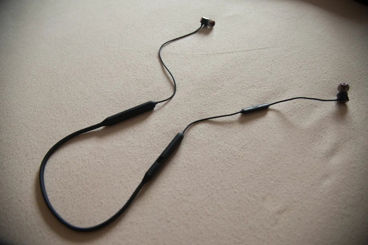 Recensione OnePlus Bullets Wireless 2: comodità e qualità audio in un design elegante