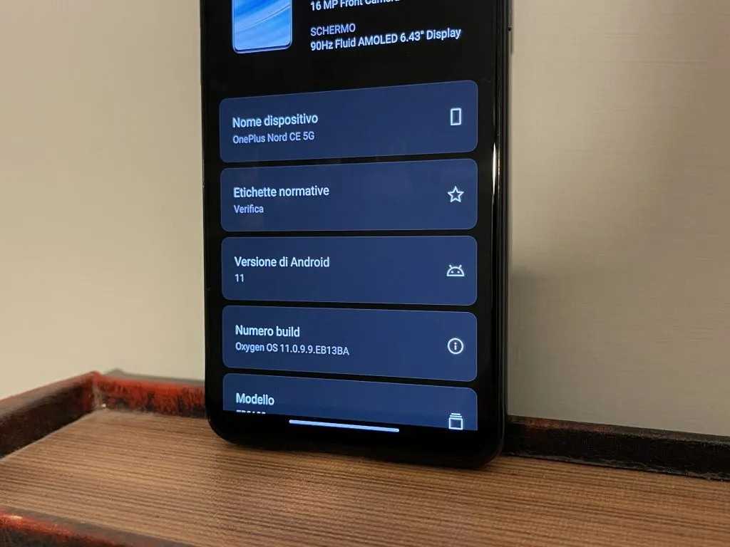 Recensione Recensione OnePlus Nord CE 5G: l'essenziale alla portata di tutti