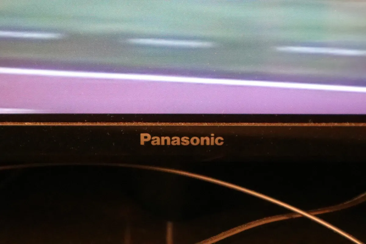Panasonic FX740: eleganza e prestazioni per la smart TV 4K HDR