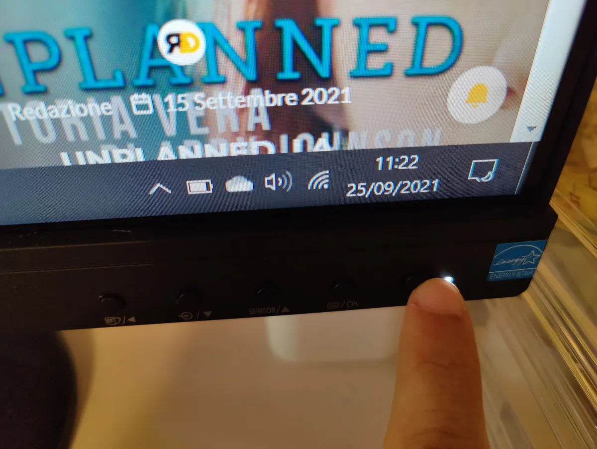 Recensione Philips 243B, la recensione: un monitor ergonomico per lavorare