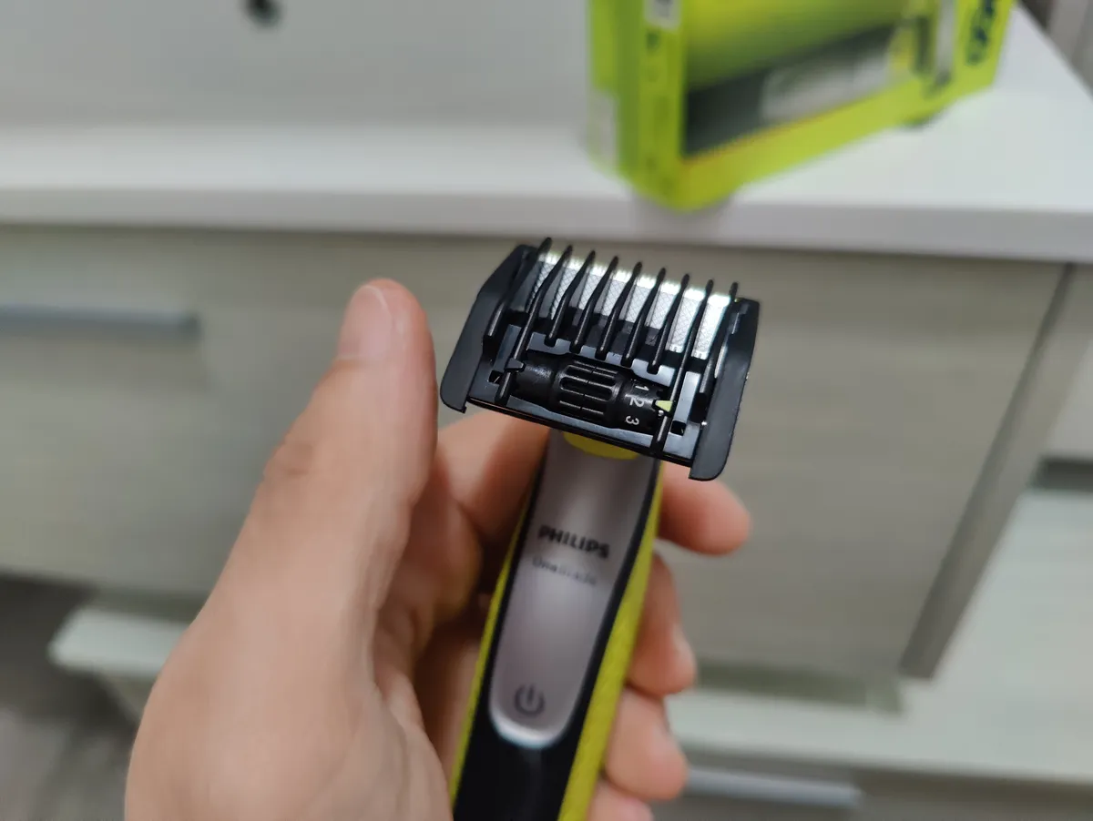 Recensione Recensione Philips OneBlade 360: lama 360 per viso e corpo