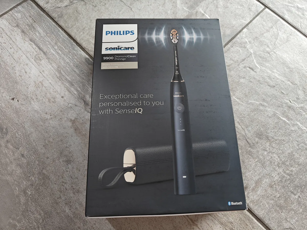 Recensione Philips Sonicare 9900 Prestige: spazzolino smart