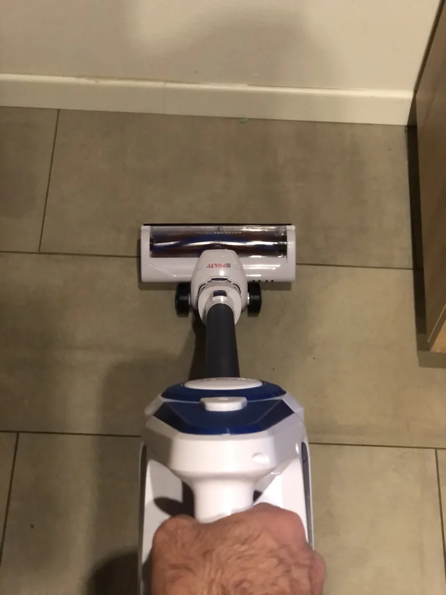 Recensione Recensione Polti Forzaspira Slim SR90B_Plus: la scopa senza fili 2in1