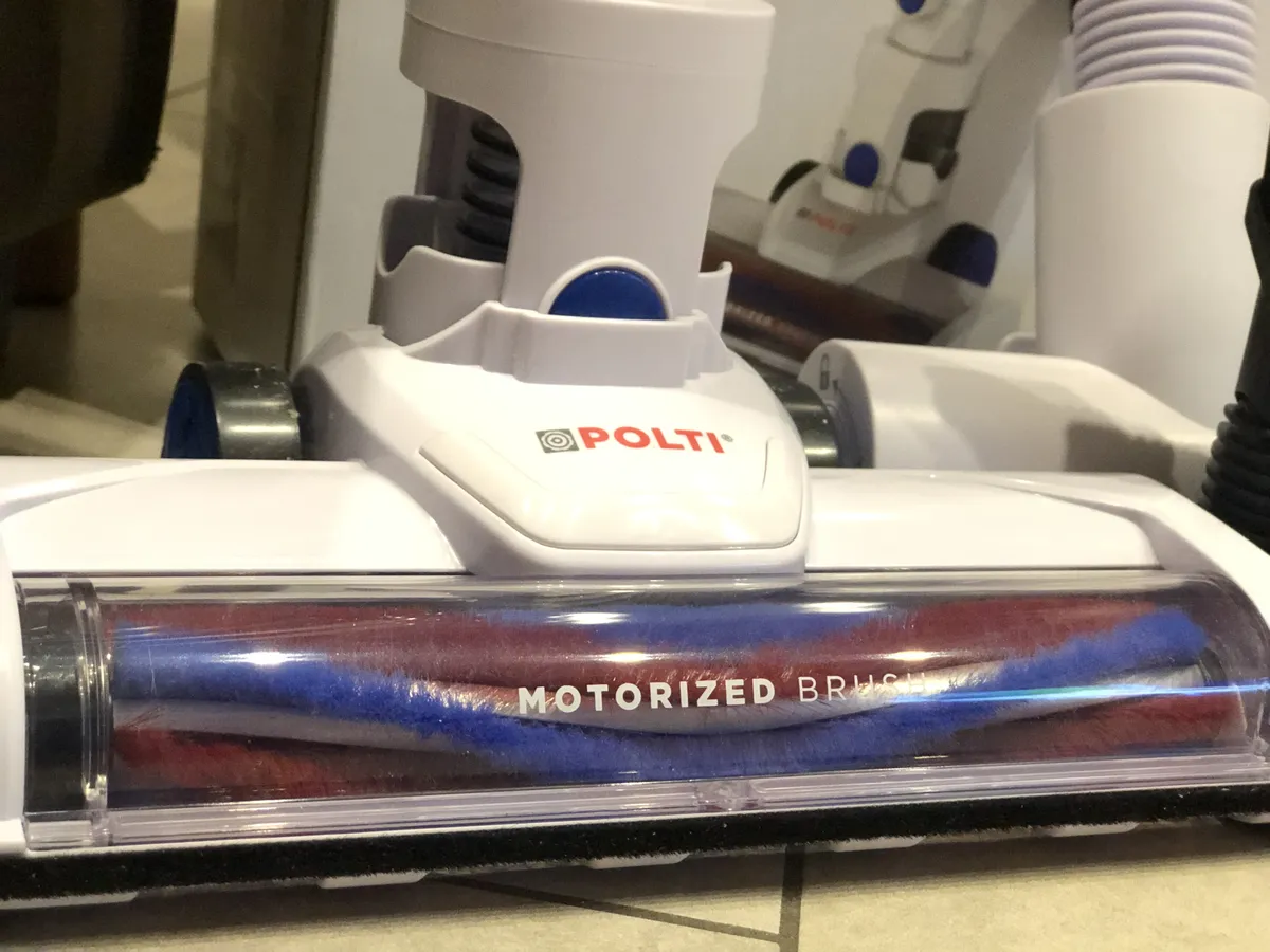 Recensione Recensione Polti Forzaspira Slim SR90B_Plus: la scopa senza fili 2in1