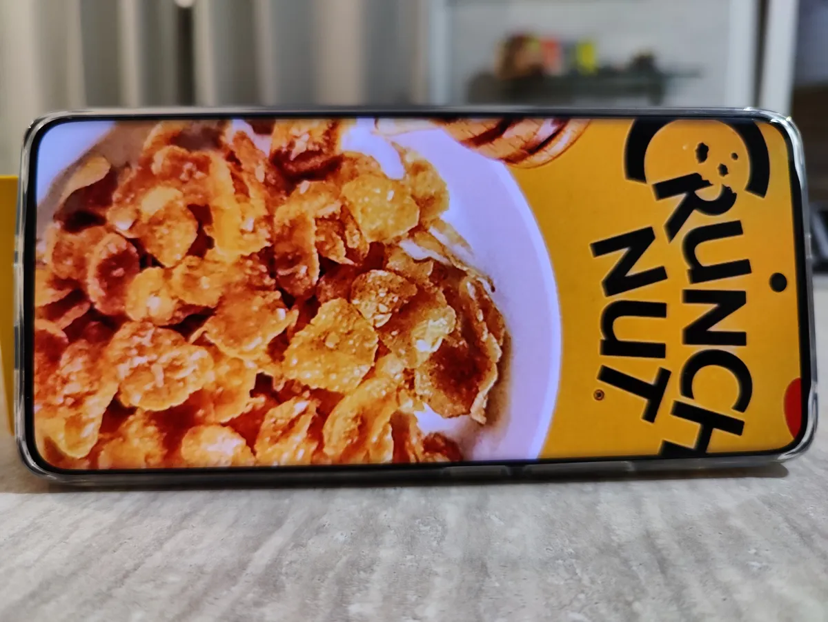 Recensione Recensione Realme 12 Pro 5G: Stile da Vetrina e Fotocamera di Livello
