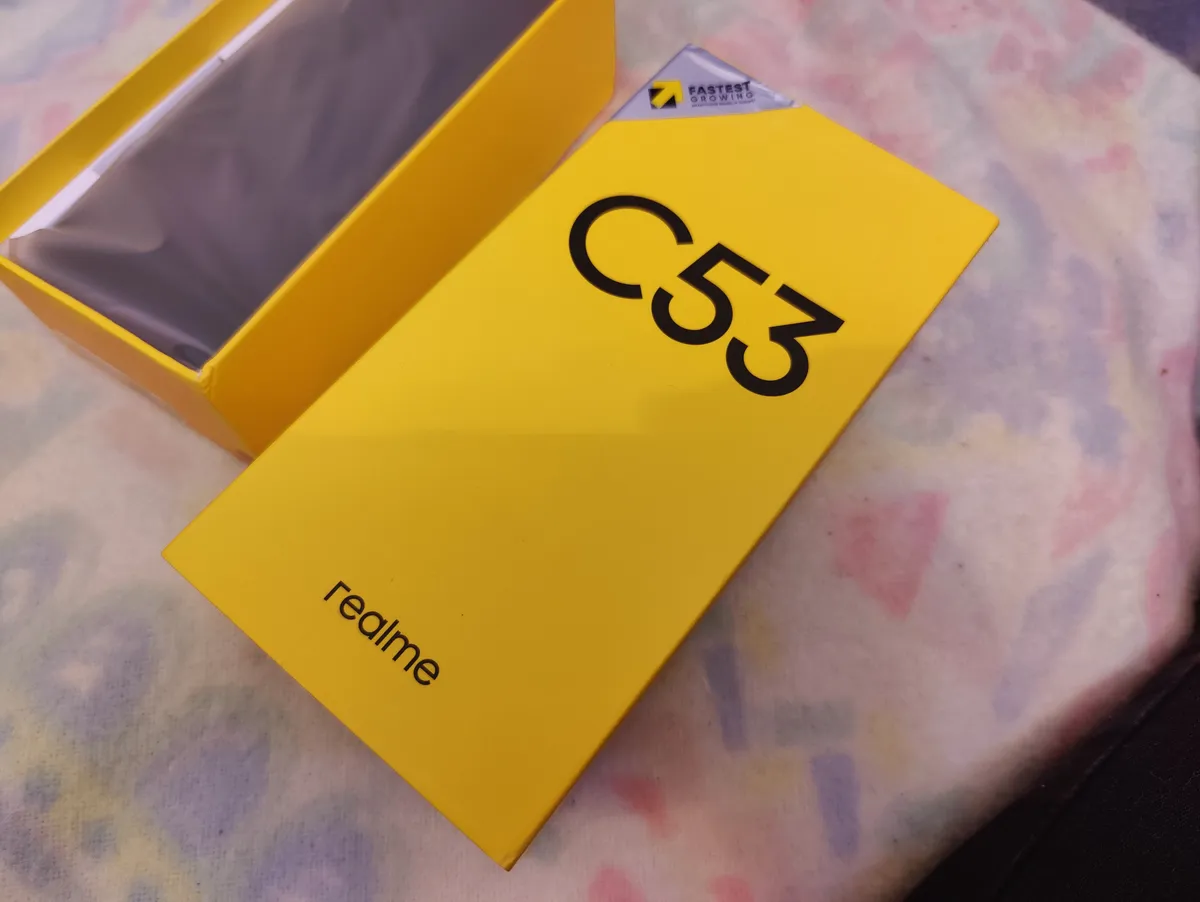 Recensione Realme C53: smartphone entry-level con stile ma prestazioni limitate