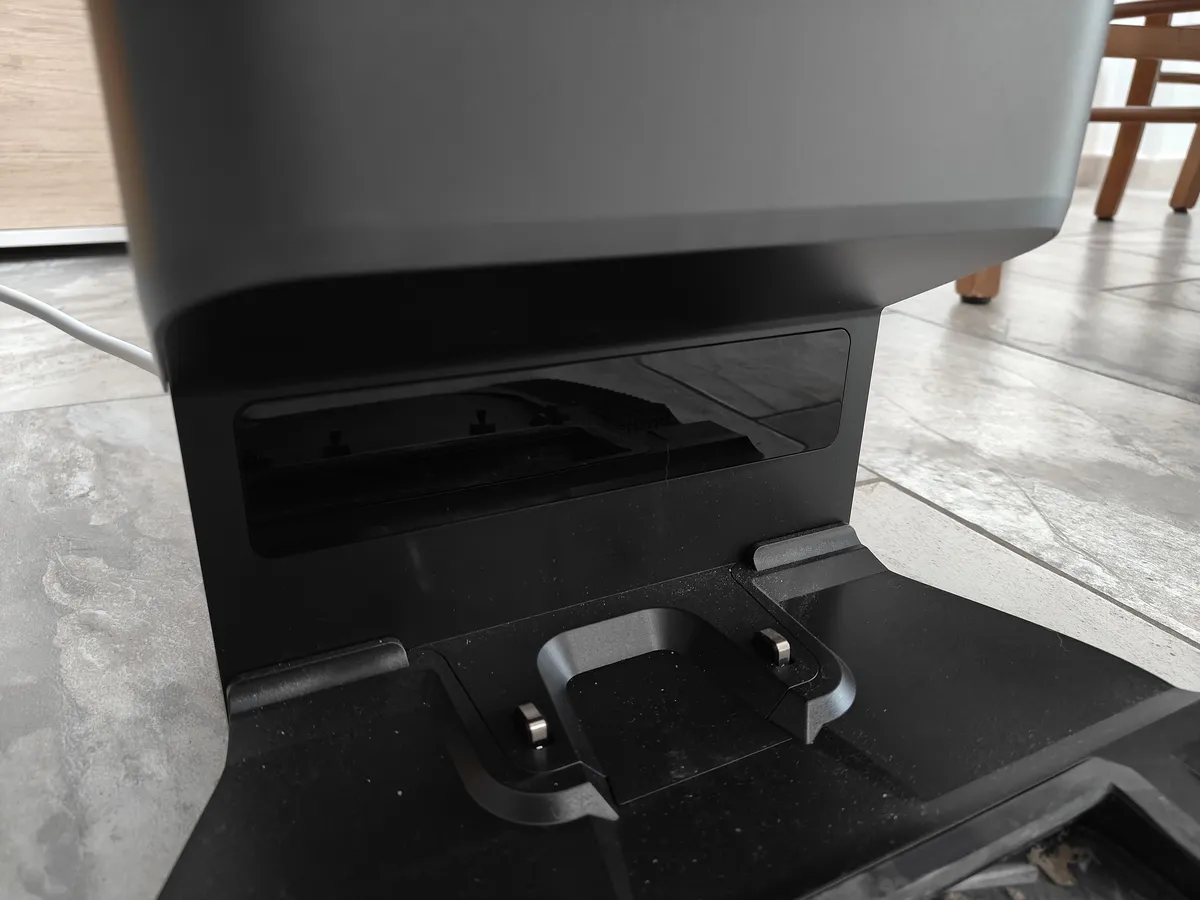 Recensione Roborock Q5 Max+, la recensione: il robot aspirapolvere con svuotamento automatico che fa tutto da solo