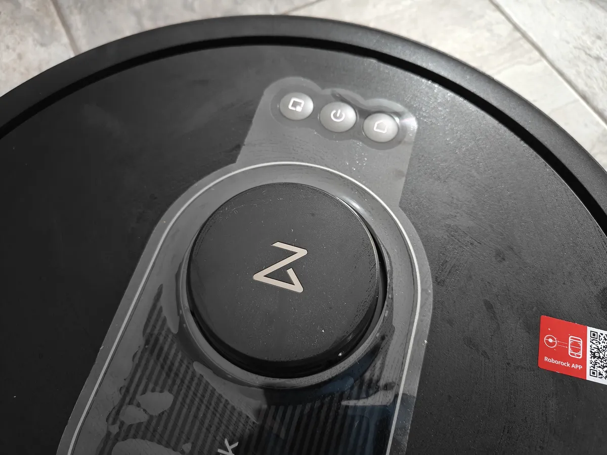 Recensione Roborock Q5 Max+, la recensione: il robot aspirapolvere con svuotamento automatico che fa tutto da solo