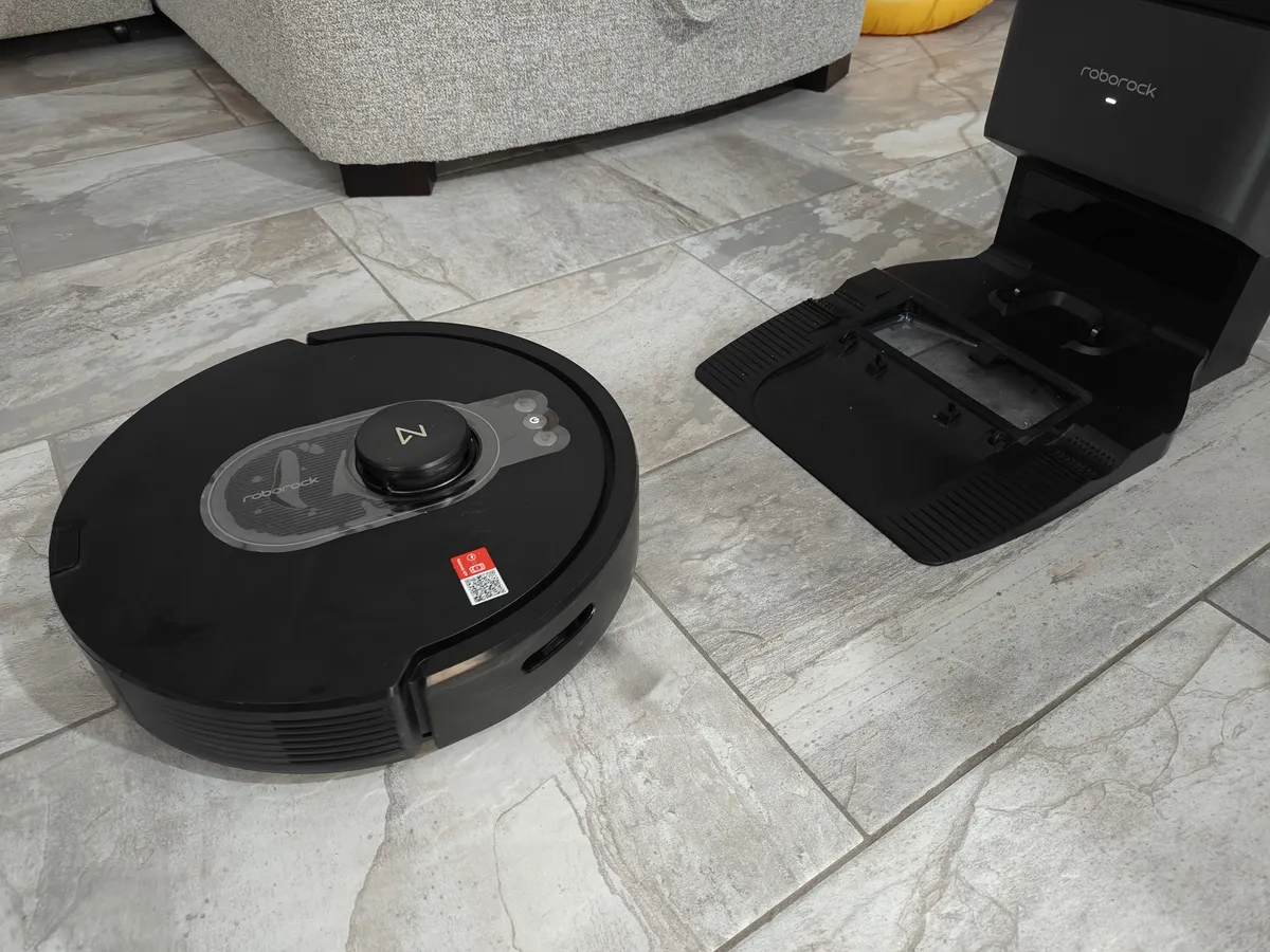 Recensione Roborock Q5 Max+, la recensione: il robot aspirapolvere con svuotamento automatico che fa tutto da solo