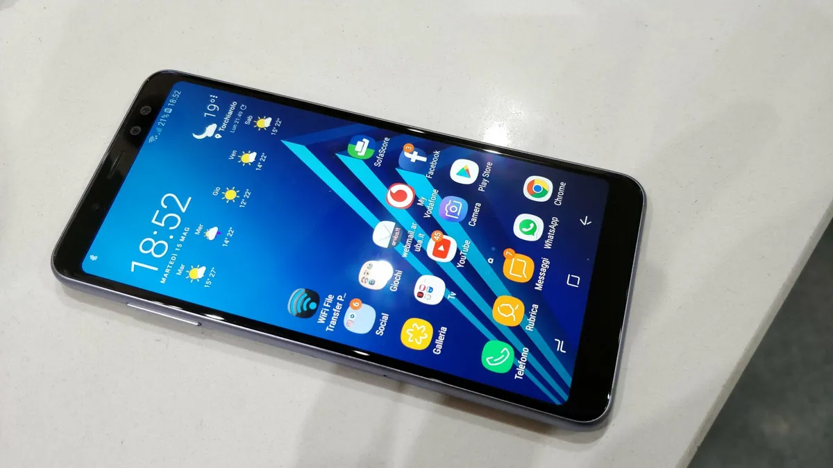 Samsung Galaxy A8 2018: efficienza e design in un blend moderno