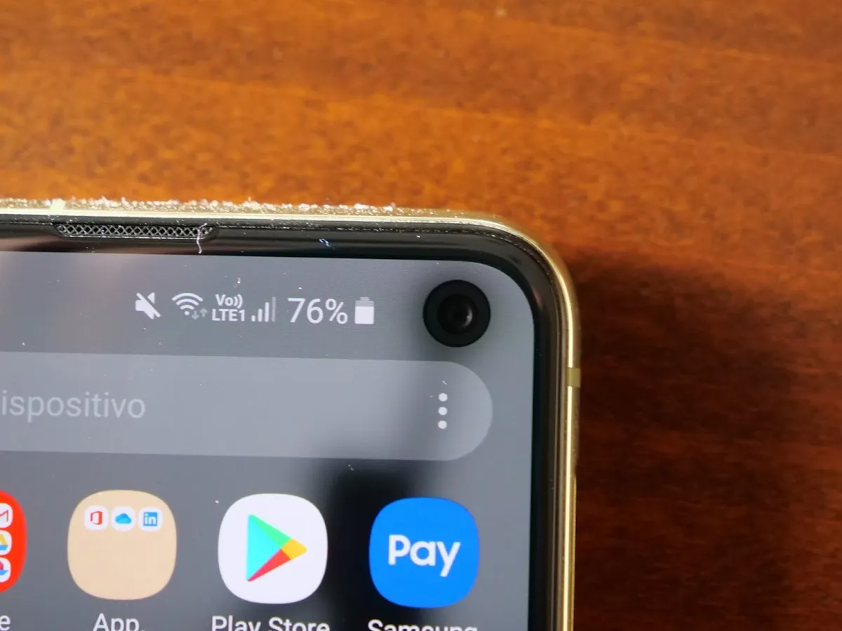 Recensione Samsung Galaxy S10e: il compatto che sorprende nel segmento top di gamma