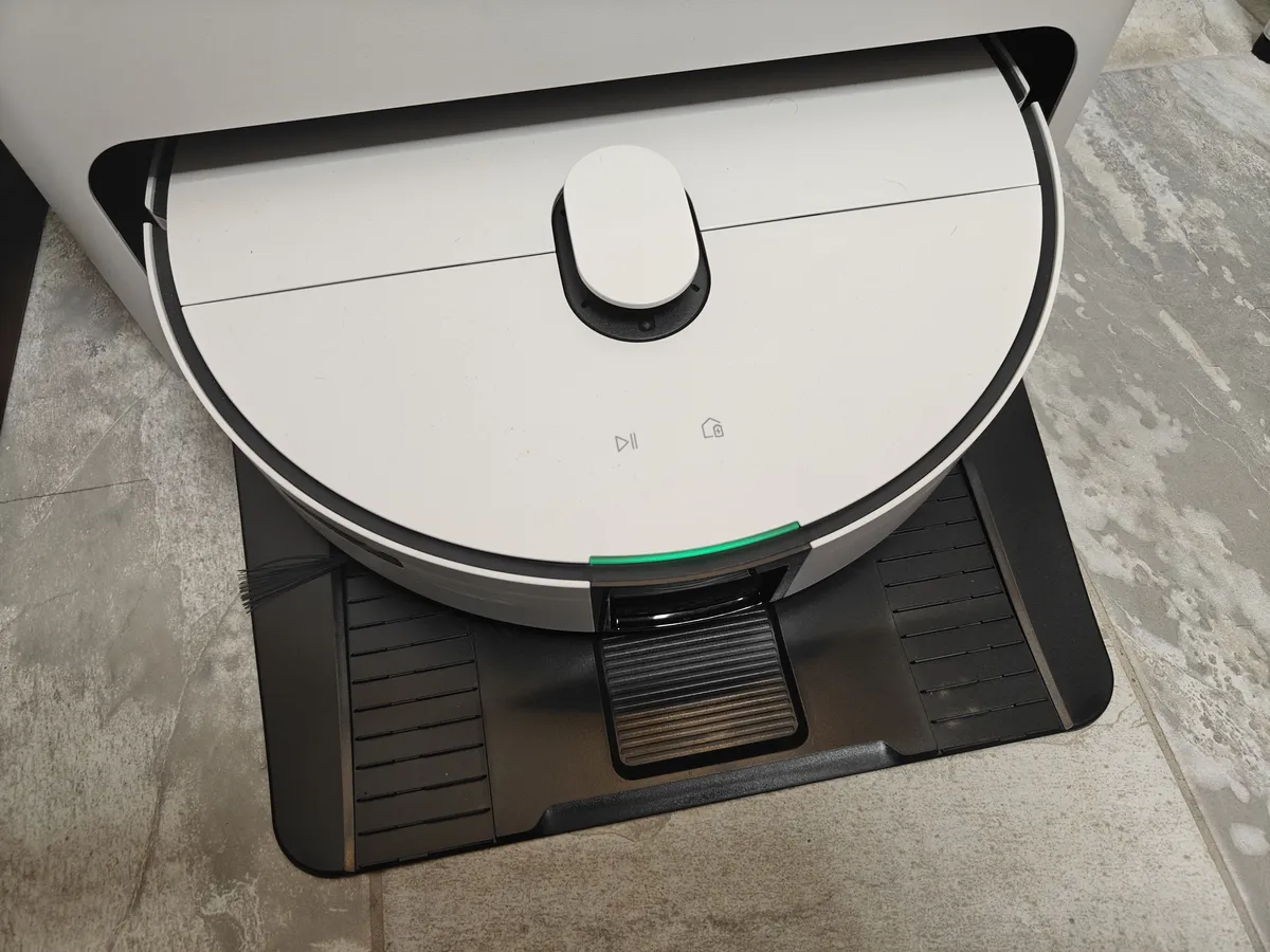 Recensione Recensione Samsung Jet Bot Combo AI: Vapore e AI per la Pulizia