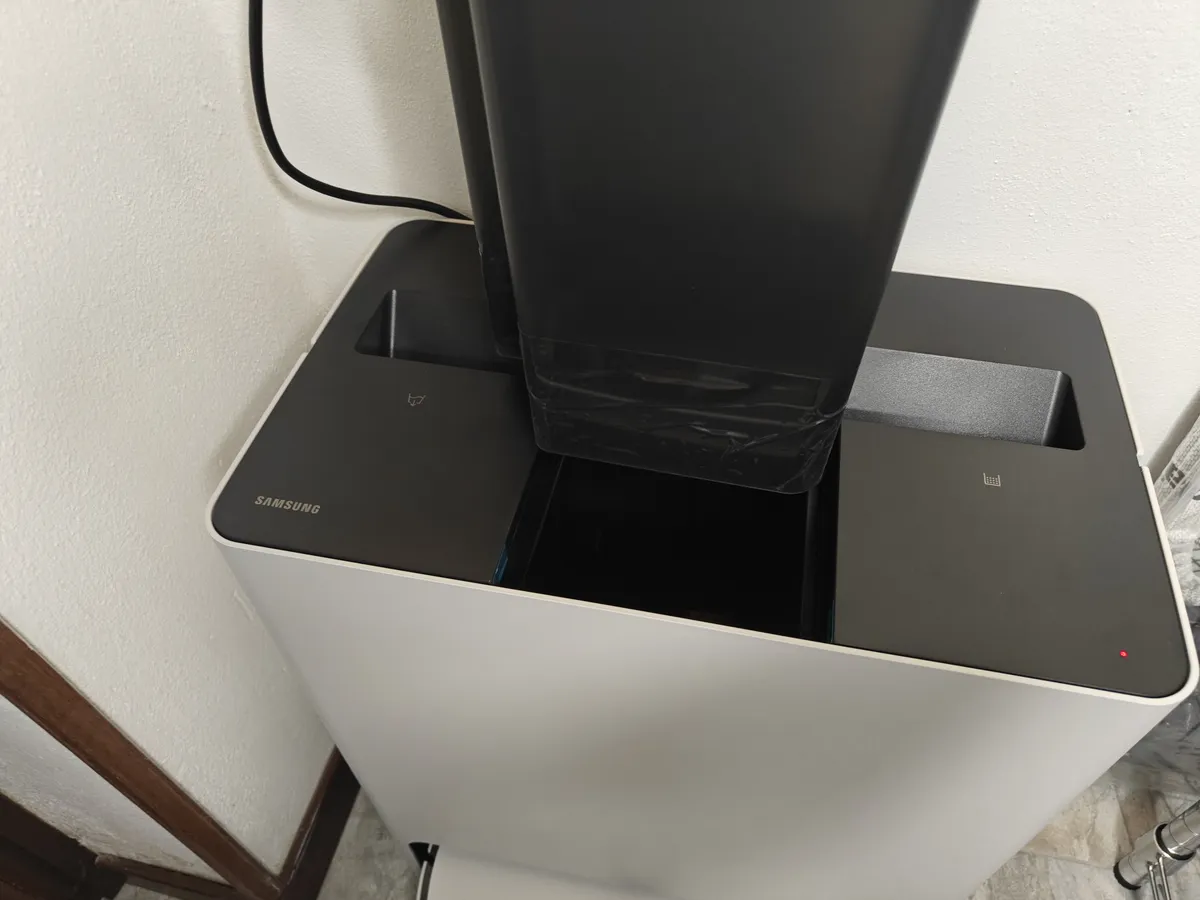 Recensione Recensione Samsung Jet Bot Combo AI: Vapore e AI per la Pulizia