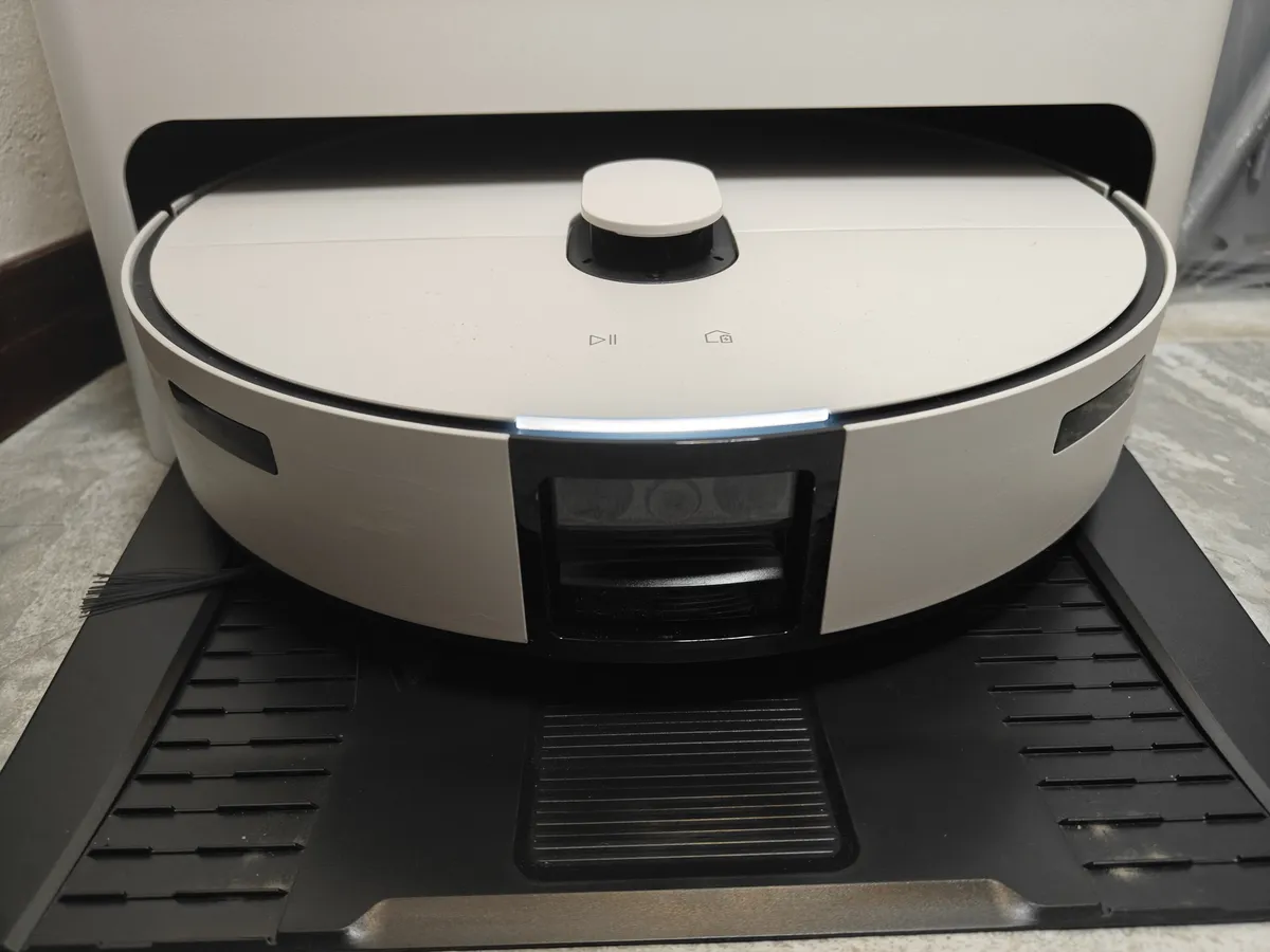 Recensione Recensione Samsung Jet Bot Combo AI: Vapore e AI per la Pulizia