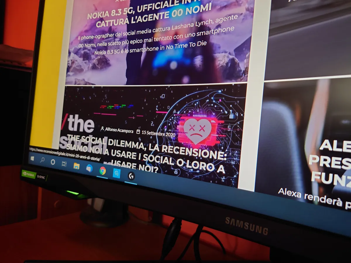 Recensione Recensione Samsung Odyssey G7: monitor gaming QLED 240Hz 1000R
