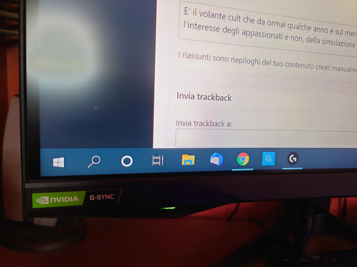 Recensione Recensione Samsung Odyssey G7: monitor gaming QLED 240Hz 1000R