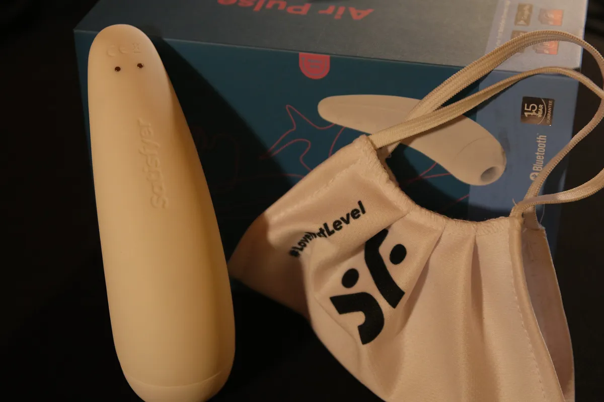 Recensione Recensione Satisfyer Curvy 2+: Un vibratore smart intrigante