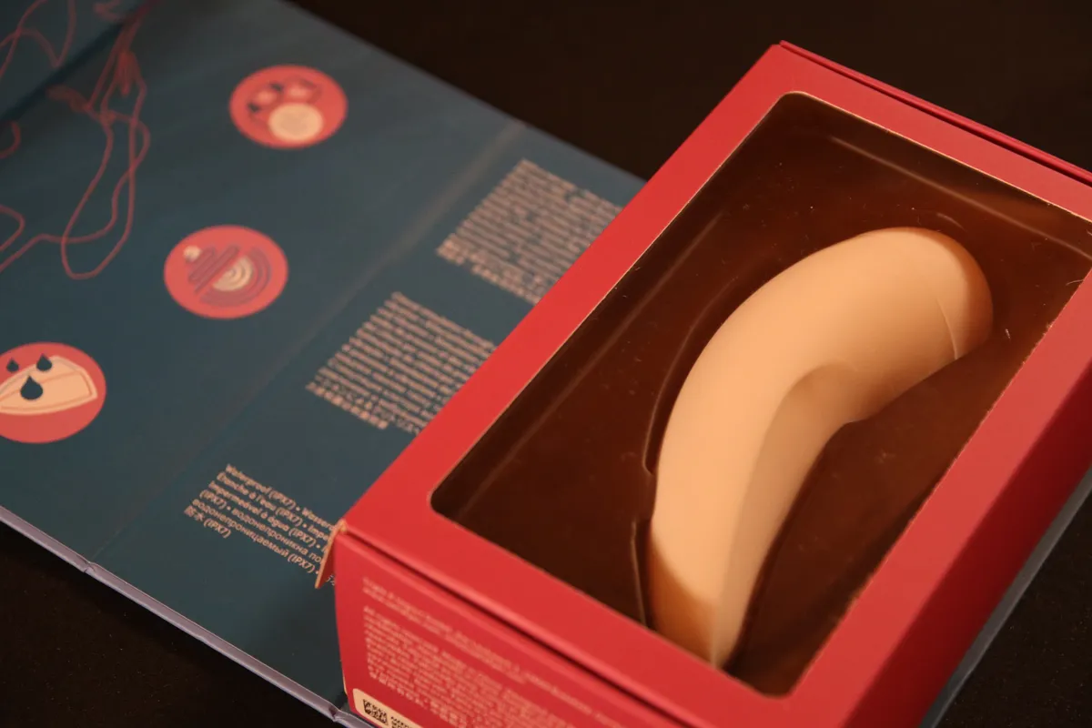 Recensione Recensione Satisfyer Curvy 2+: Un vibratore smart intrigante