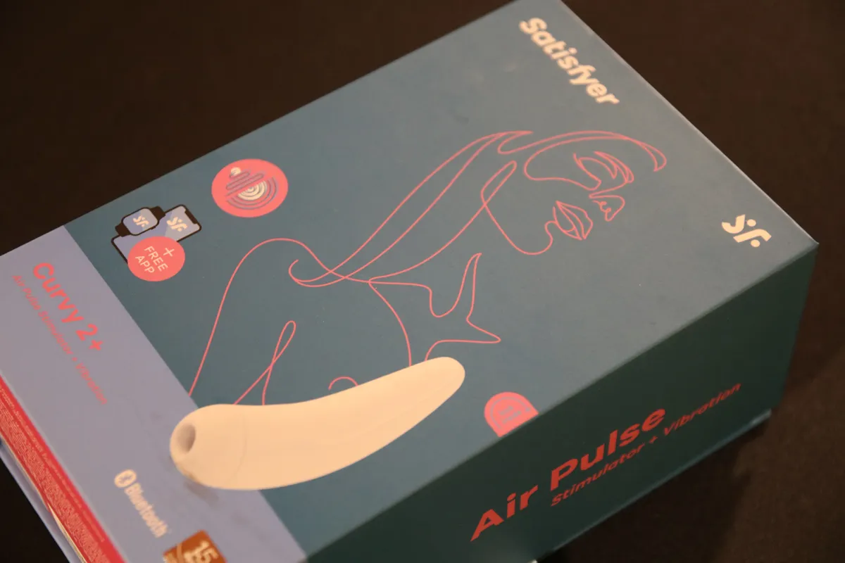 Recensione Recensione Satisfyer Curvy 2+: Un vibratore smart intrigante