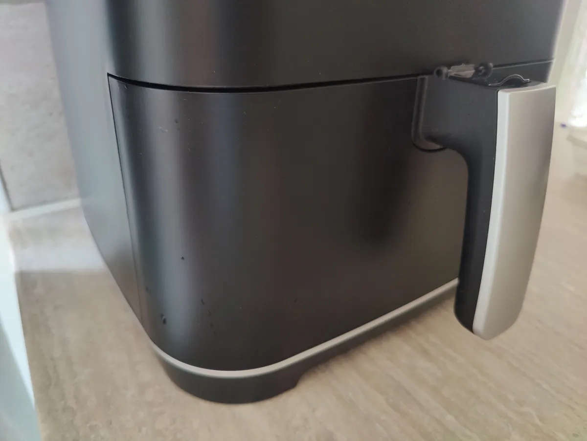 Recensione Recensione Sharp AF-GS552A: la friggitrice ad aria da 5,5 litri