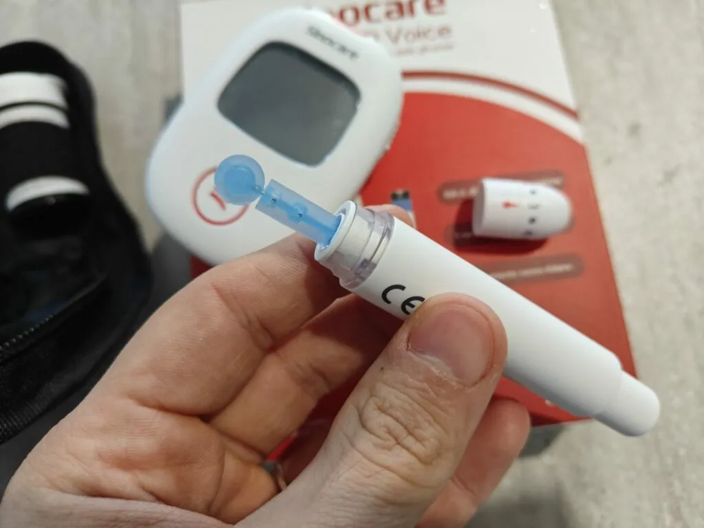 Recensione Recensione Sinocare Safe AQ Voice: kit glicemia semplice e vocale