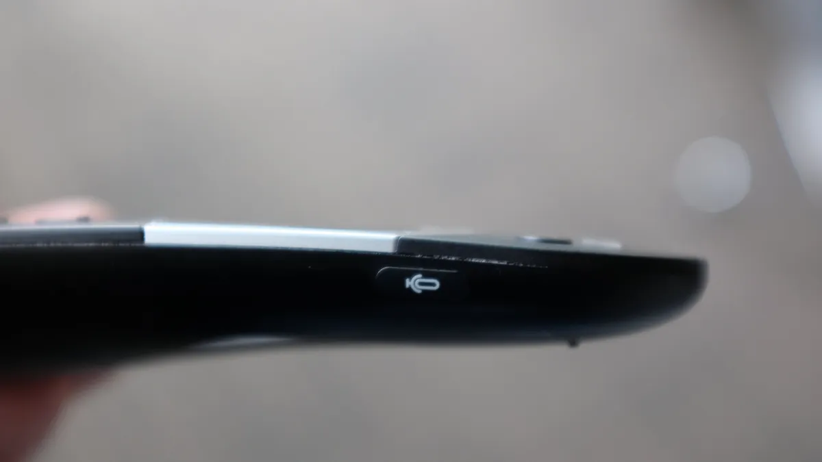 Recensione 'Recensione Sky Q: Innovazione e Versatilità per la TV del Futuro'