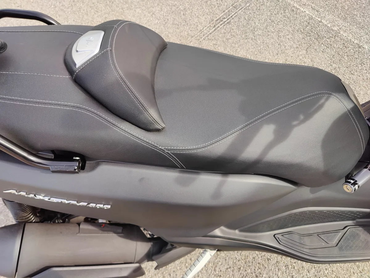 Recensione Sym Maxsym 400 recensione: scooter per città e tempo libero