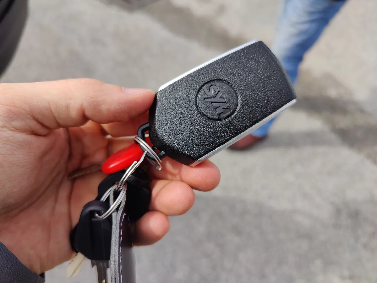 Recensione Sym Maxsym 400 recensione: scooter per città e tempo libero
