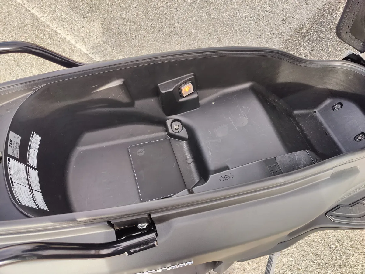 Recensione Sym Maxsym 400 recensione: scooter per città e tempo libero