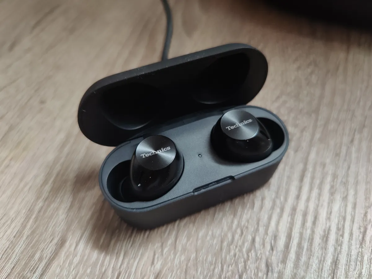 Recensione Recensione Technics AZ40M2: auricolari TWS Hi-Res con Multipoint a 3 dispositivi
