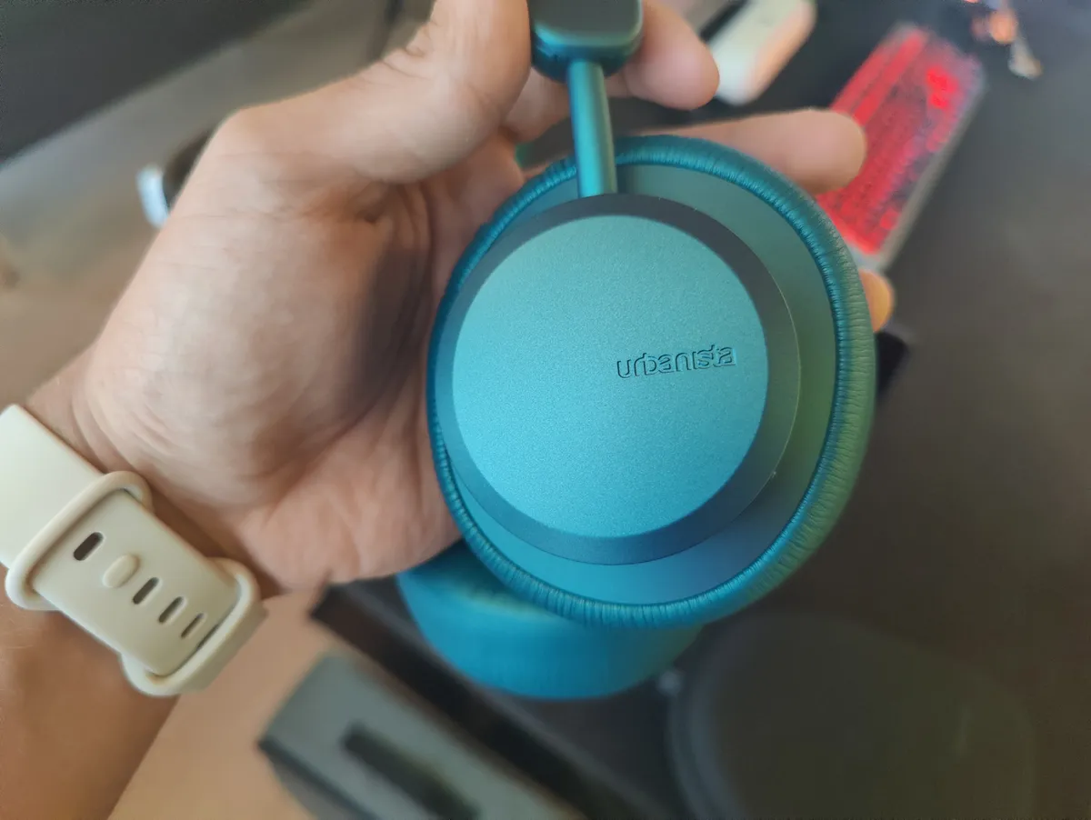 Recensione Recensione Urbanista Miami: cuffie ANC con stile e super autonomia