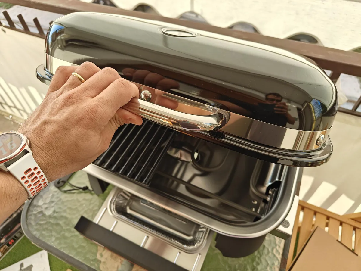 Recensione Weber Lumin Compact: il barbecue elettrico da balcone
