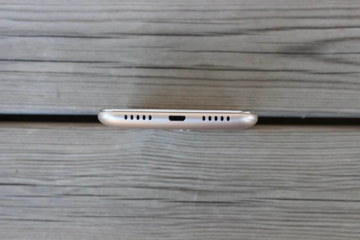 Recensione Recensione Wiko Ufeel Prime: 4GB RAM e Corpo in Metallo