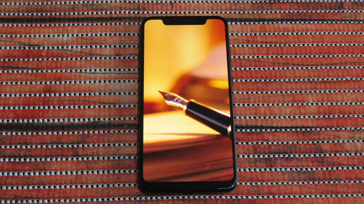 Recensione Xiaomi Mi 8, l'equilibrio tra prestazioni e design... ma quel notch!