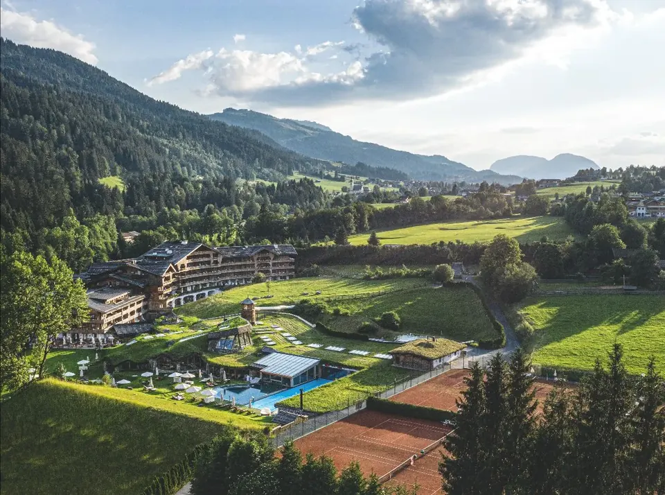 Recensione Scopri i Benefici del Sale Fossile nella Piscina del Bio-Hotel Stanglwirt