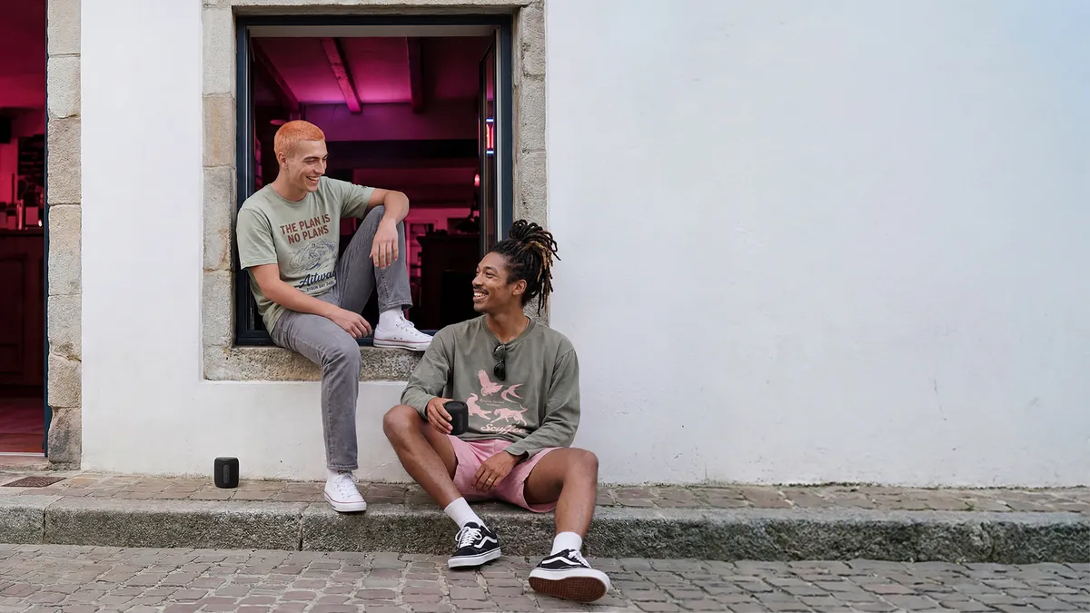 Urbanista Biarritz: speaker tascabile con Auracast e IP67